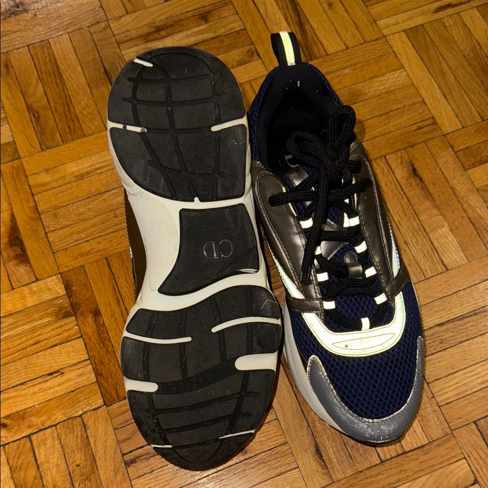Dior Navy and Gray Sneakers - Picture 4 of 5
